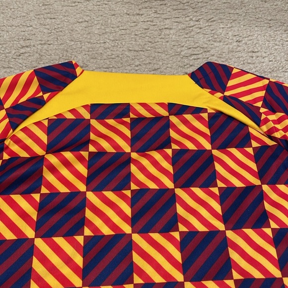 Nike Barcelona Pre Match Training Jersey 22/23 men size L NWT - Picture 5 of 6